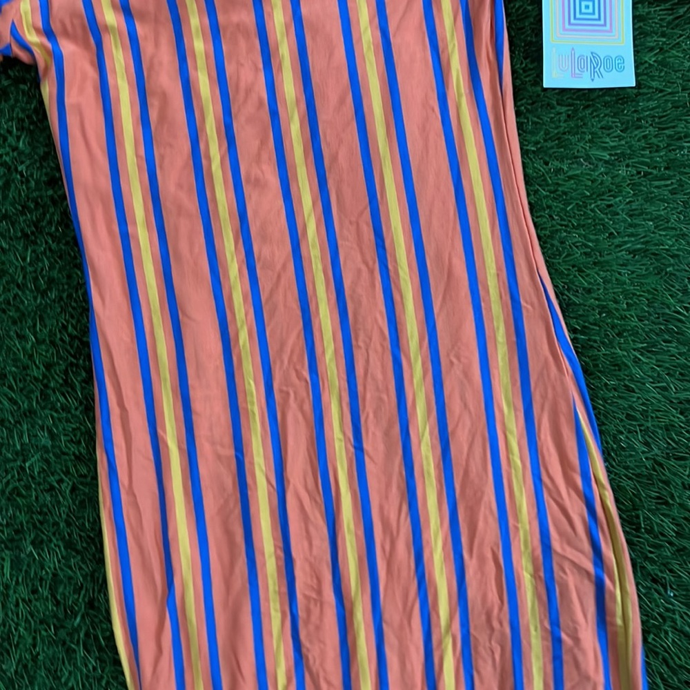 LuLaRoe - Julia - Dress - Picture 2 of 4